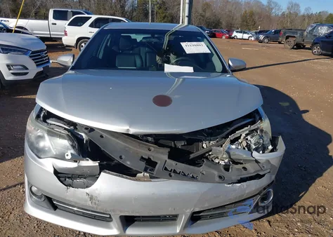 2014 Toyota Camry Se z USA, uszkodzony, nr VIN 4T1BF1FK7EU435325